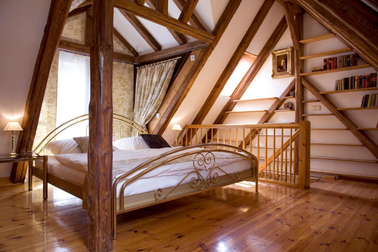 Goldgemaeuer Appartements Ochsenfurt Oda fotoğraf